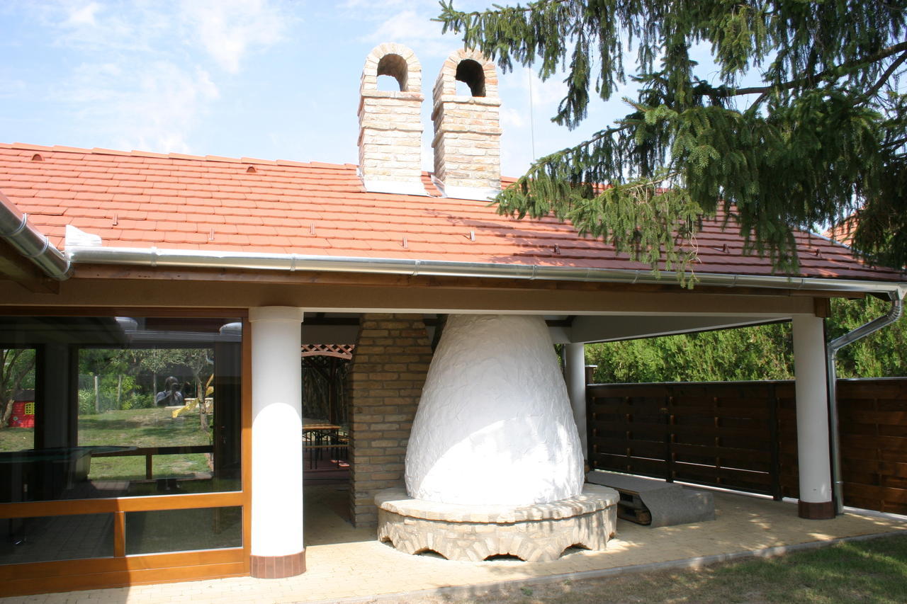 Pincelakat Borhaz Es Szalloda Csaszartoltes Exterior foto